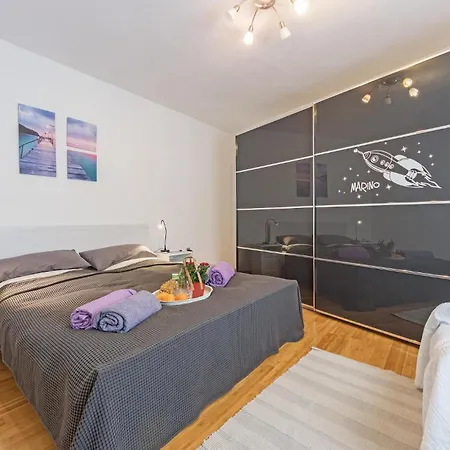 Amazing Apartment In Galizana